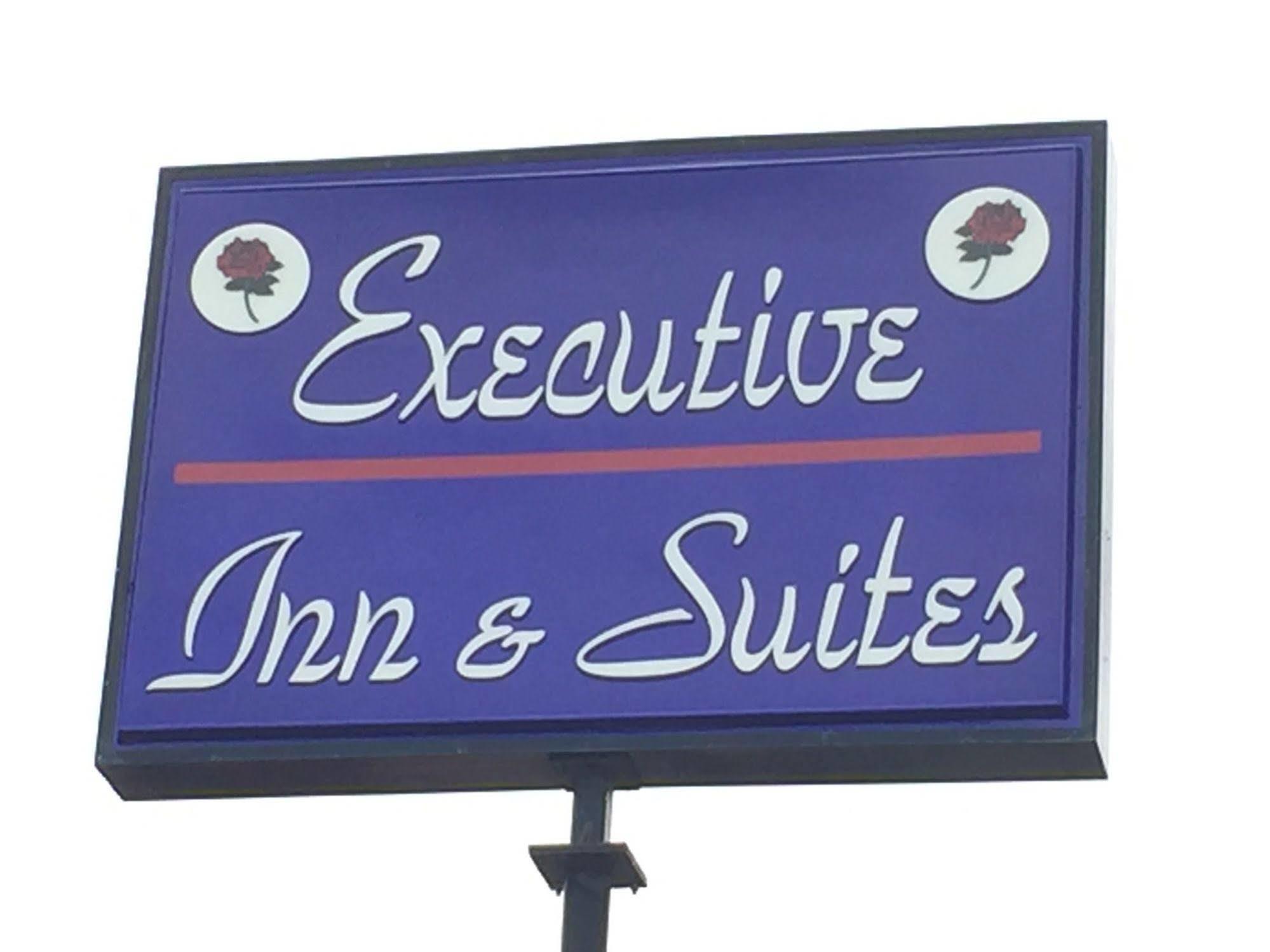 Executive Inn And Suites Dyersburg Экстерьер фото
